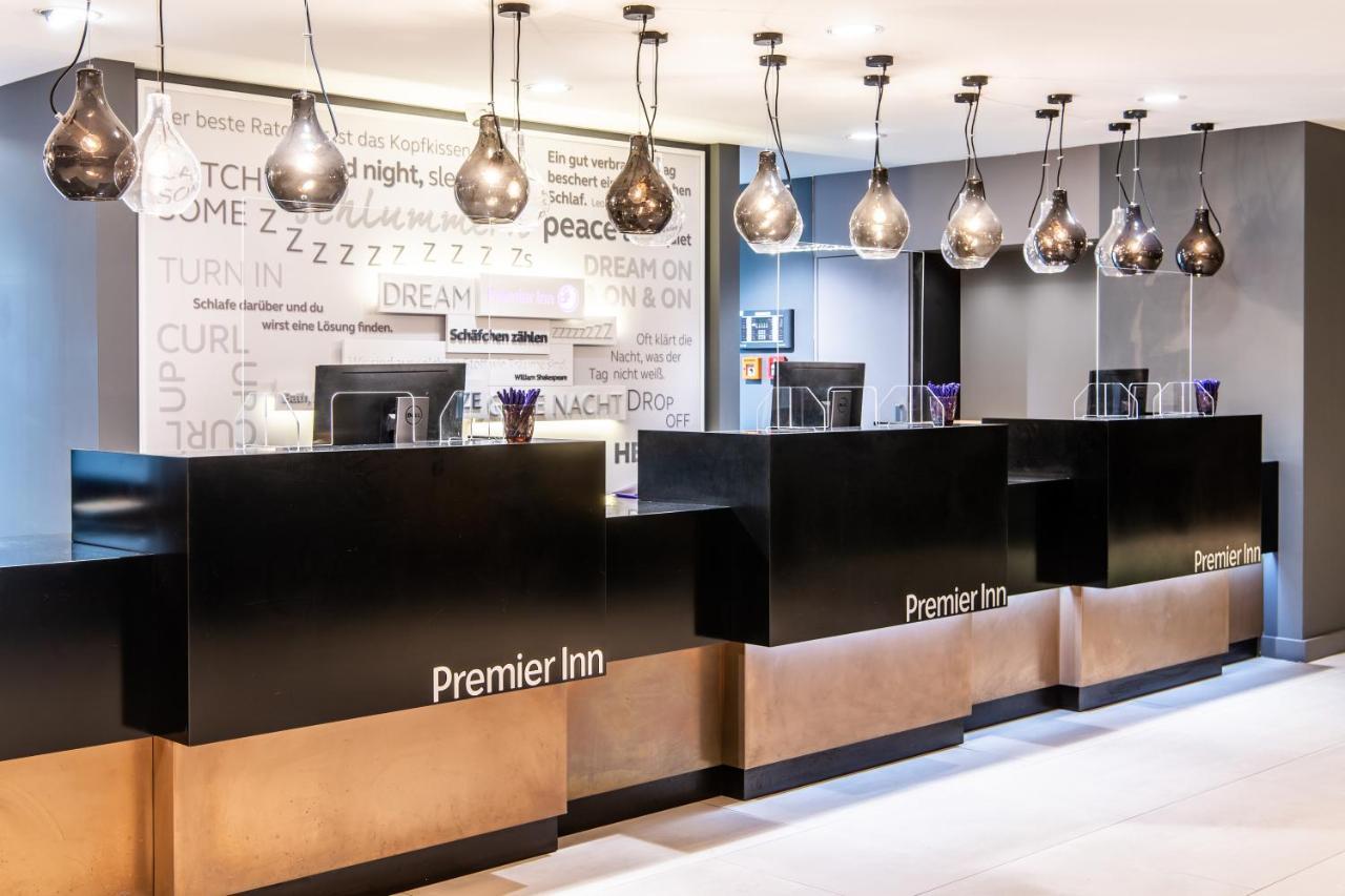 Premier Inn Braunschweig City Centre Exterior foto